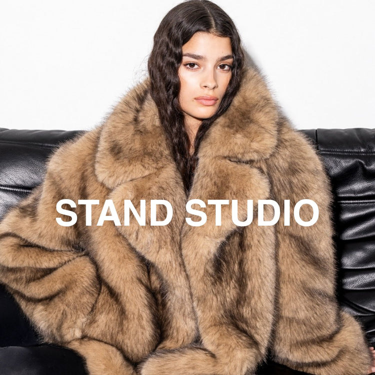 Stand Studio