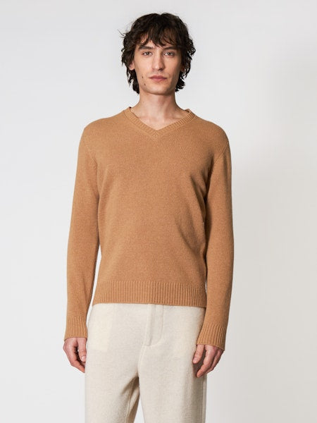 Maglione Scollo V Cammello